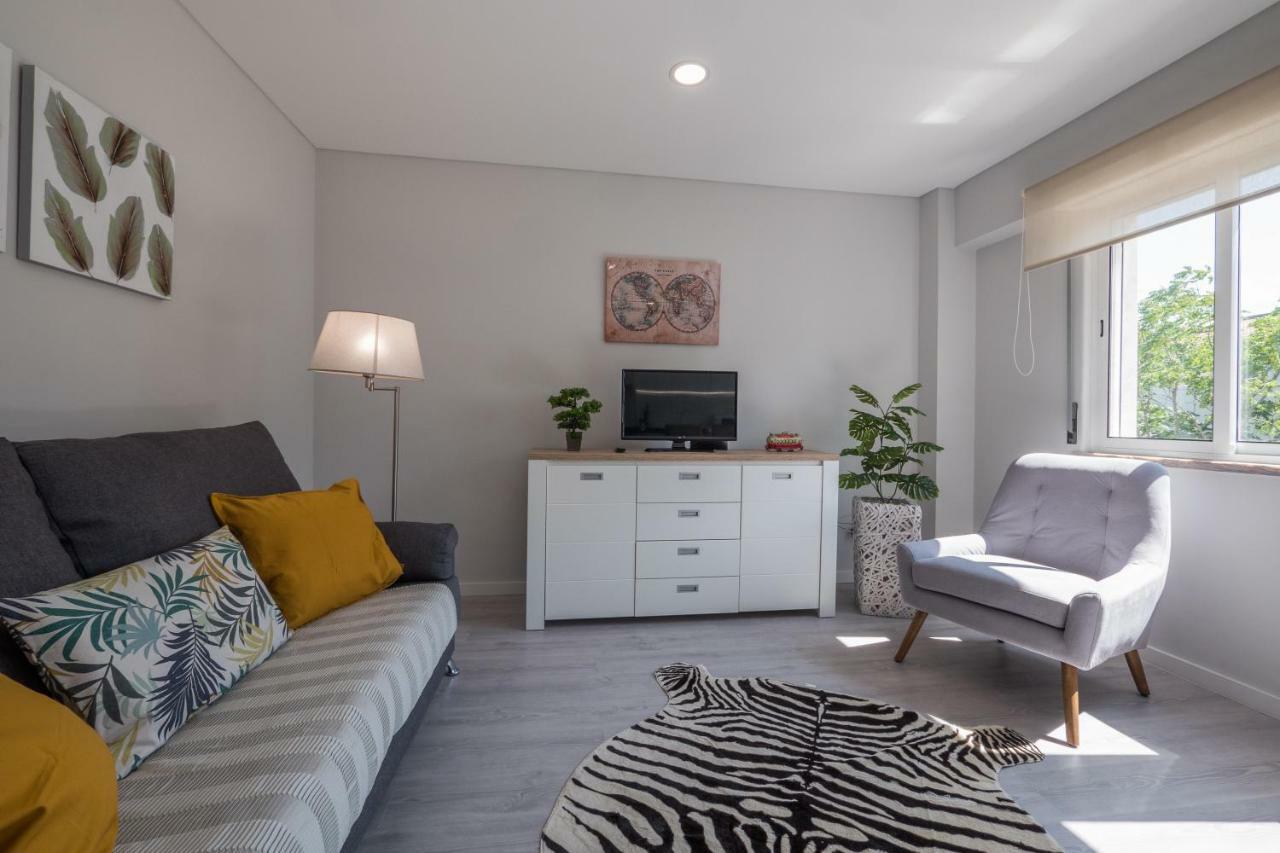Rent4Rest Sao Bento Charming Apartment Lisbon Exterior photo